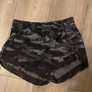 Athleta Mesh Racer Run Short 4”